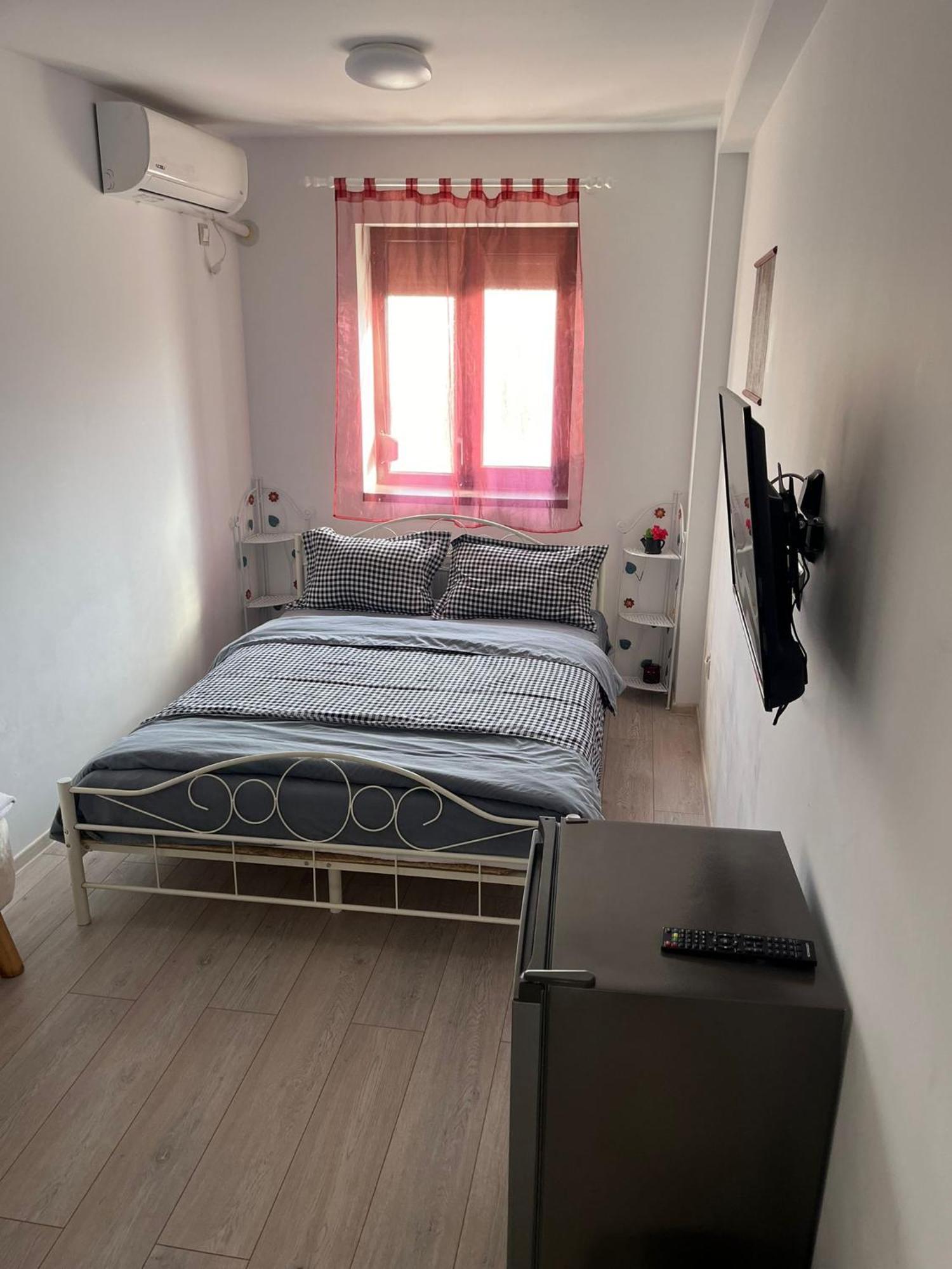 Solaria Budget Studio Галац Экстерьер фото